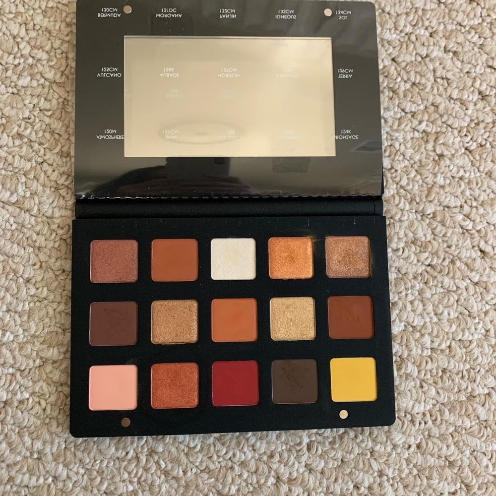 Eyeshadow